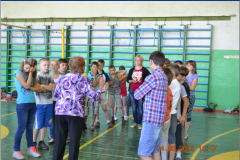 Спортивный праздник для детской площадки в школе проводимый 04.06.2013 - 3