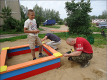 В д. Кощино 5 июля 2014 года по инициативе родителей при поддержке Администрации сельского поселения - 2